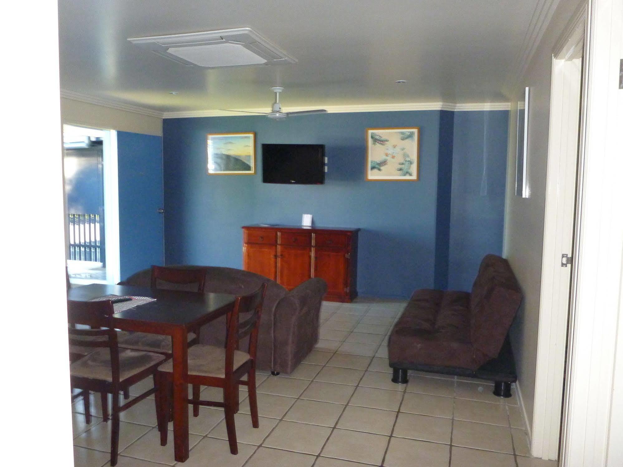 Emu Park Motel Exterior foto